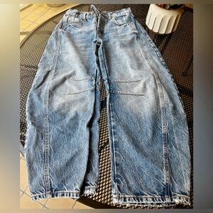 We the Free Good Luck Barrel Jeans NWOT